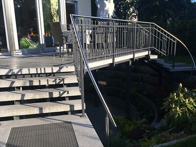 Stahlterrasse D4