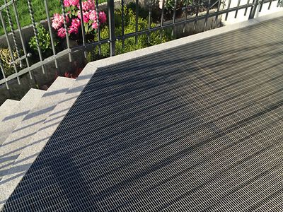 Stahlterrasse D5
