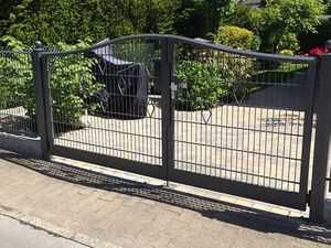Doppelstabgitterzaun DSM15.8